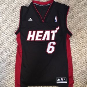 Small LeBron James Jersey and Small Hawks Shorts